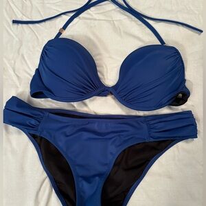 Victoria’s Secret bikini